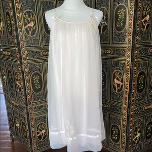 Van Roalte Vintage Pink Chiffon Double Layer Nightgown. 
Made In USA.